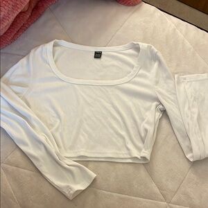 White Ribbed Longsleeve Crop Top Size L